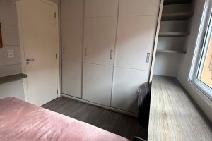 Apartamento à venda com 89m², 2 dormitórios, 1 suíte, 1 vaga, no bairro Tristeza em Porto Alegre