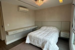 Apartamento à venda com 89m², 2 dormitórios, 1 suíte, 1 vaga, no bairro Tristeza em Porto Alegre