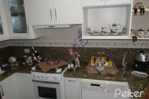 Casa à venda com 240m², 4 dormitórios, 1 suíte, 3 vagas, no bairro Camaquã em Porto Alegre