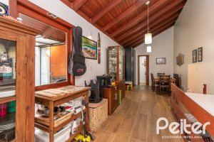 Cobertura à venda com 132m², 2 dormitórios, 1 suíte, 2 vagas, no bairro Tristeza em Porto Alegre