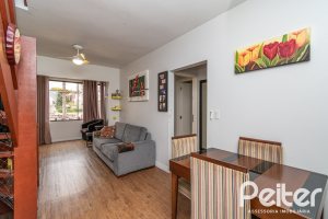 Cobertura à venda com 132m², 2 dormitórios, 1 suíte, 2 vagas, no bairro Tristeza em Porto Alegre