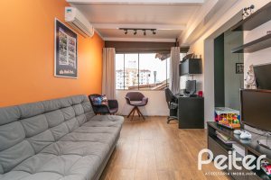 Cobertura à venda com 132m², 2 dormitórios, 1 suíte, 2 vagas, no bairro Tristeza em Porto Alegre