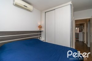 Cobertura à venda com 132m², 2 dormitórios, 1 suíte, 2 vagas, no bairro Tristeza em Porto Alegre