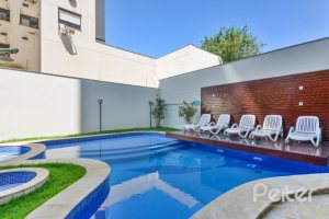 Apartamento à venda com 73m², 3 dormitórios, 1 suíte, 2 vagas, no bairro Tristeza em Porto Alegre