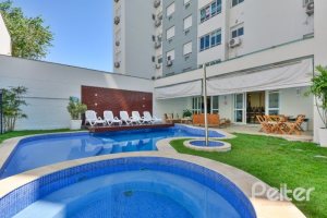 Apartamento à venda com 73m², 3 dormitórios, 1 suíte, 2 vagas, no bairro Tristeza em Porto Alegre