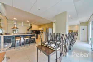 Apartamento à venda com 73m², 3 dormitórios, 1 suíte, 2 vagas, no bairro Tristeza em Porto Alegre