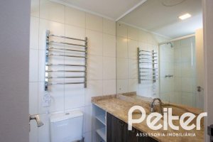 Apartamento à venda com 73m², 3 dormitórios, 1 suíte, 2 vagas, no bairro Tristeza em Porto Alegre