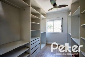 Apartamento à venda com 73m², 3 dormitórios, 1 suíte, 2 vagas, no bairro Tristeza em Porto Alegre