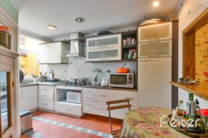 Casa em Condomínio à venda com 257m², 3 dormitórios, 1 suíte, 3 vagas, no bairro Tristeza em PORTO ALEGRE