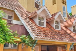 Casa em Condomínio à venda com 257m², 3 dormitórios, 1 suíte, 3 vagas, no bairro Tristeza em PORTO ALEGRE