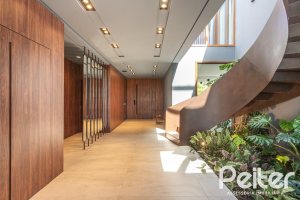 Casa em Condomínio à venda com 608m², 5 dormitórios, 5 suítes, 3 vagas, no bairro Terra Ville em PORTO ALEGRE