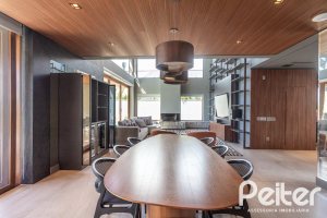 Casa em Condomínio à venda com 608m², 5 dormitórios, 5 suítes, 3 vagas, no bairro Terra Ville em PORTO ALEGRE