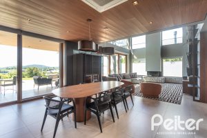 Casa em Condomínio à venda com 608m², 5 dormitórios, 5 suítes, 3 vagas, no bairro Terra Ville em PORTO ALEGRE