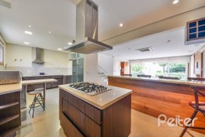 Casa em Condomínio à venda com 397m², 4 dormitórios, 4 suítes, 3 vagas, no bairro Vila Conceicao em PORTO ALEGRE