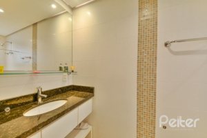 Casa em Condomínio à venda com 397m², 4 dormitórios, 4 suítes, 3 vagas, no bairro Vila Conceicao em PORTO ALEGRE