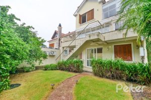 Casa em Condomínio à venda com 397m², 4 dormitórios, 4 suítes, 3 vagas, no bairro Vila Conceicao em PORTO ALEGRE