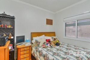 Casa à venda com 399m², 3 dormitórios, 3 suítes, 4 vagas, no bairro Nonoai em Porto Alegre