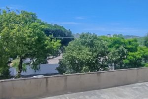 Apartamento à venda com 65m², 2 dormitórios, 1 suíte, 1 vaga, no bairro Camaquã em Porto Alegre