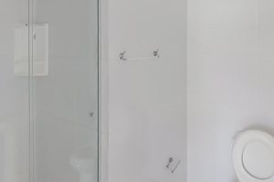 Apartamento à venda com 65m², 2 dormitórios, 1 suíte, 1 vaga, no bairro Camaquã em Porto Alegre