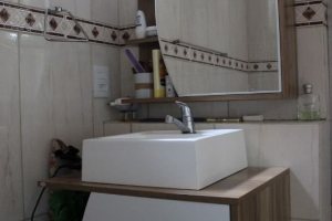 Casa à venda com 354m², 3 dormitórios, 2 suítes, 4 vagas, no bairro Ipanema em Porto Alegre