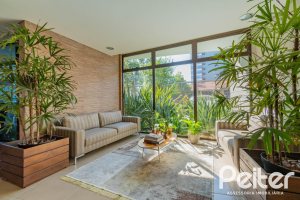  à venda, no bairro  em 