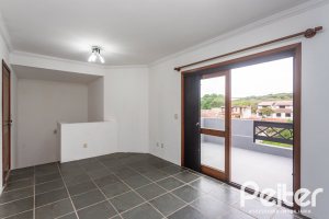 Casa à venda com 240m², 3 dormitórios, 1 suíte, 2 vagas, no bairro Ipanema em Porto Alegre