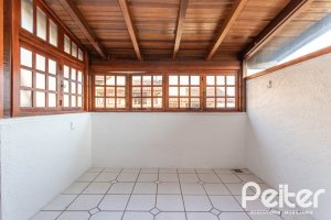 Casa em Condomínio à venda com 135m², 2 dormitórios, 1 suíte, 2 vagas, no bairro Tristeza em PORTO ALEGRE