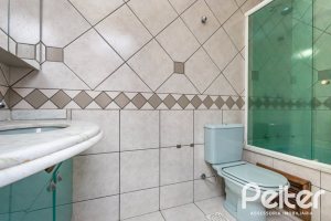 Casa em Condomínio à venda com 135m², 2 dormitórios, 1 suíte, 2 vagas, no bairro Tristeza em PORTO ALEGRE