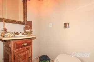 Casa em Condomínio à venda com 191m², 4 dormitórios, 2 suítes, 2 vagas, no bairro Jardim Isabel em Porto Alegre