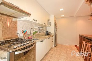 Casa em Condomínio à venda com 191m², 4 dormitórios, 2 suítes, 2 vagas, no bairro Jardim Isabel em Porto Alegre