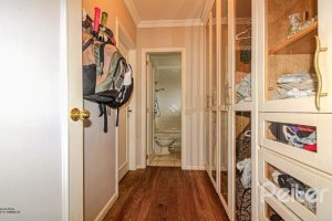 Casa em Condomínio à venda com 191m², 4 dormitórios, 2 suítes, 2 vagas, no bairro Jardim Isabel em Porto Alegre