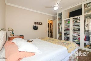 Casa em Condomínio à venda com 191m², 4 dormitórios, 2 suítes, 2 vagas, no bairro Jardim Isabel em Porto Alegre