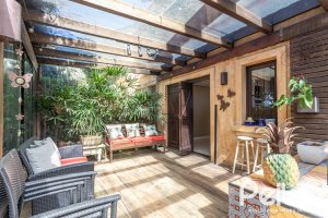 Casa em Condomínio à venda com 275m², 3 dormitórios, 1 suíte, 2 vagas, no bairro Tristeza em Porto Alegre