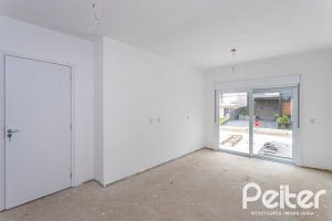 Casa em Condomínio à venda com 225m², 3 dormitórios, 3 suítes, 3 vagas, no bairro Hipica em PORTO ALEGRE