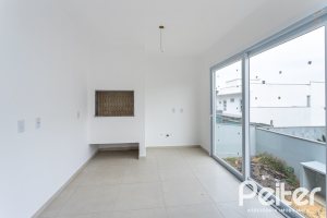 Casa em Condomínio à venda com 225m², 3 dormitórios, 3 suítes, 3 vagas, no bairro Hipica em PORTO ALEGRE