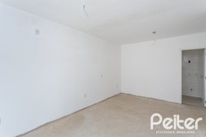 Casa em Condomínio à venda com 225m², 3 dormitórios, 3 suítes, 3 vagas, no bairro Hipica em PORTO ALEGRE