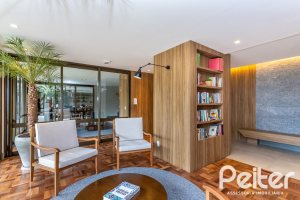 Apartamento à venda com 110m², 3 dormitórios, 3 suítes, 2 vagas, no bairro Menino Deus em Porto Alegre