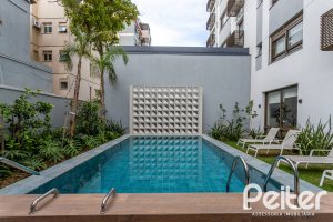 Apartamento à venda com 110m², 3 dormitórios, 3 suítes, 2 vagas, no bairro Menino Deus em Porto Alegre