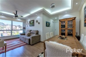 Apartamento à venda com 69m², 2 dormitórios, 1 suíte, 2 vagas, no bairro Tristeza em Porto Alegre