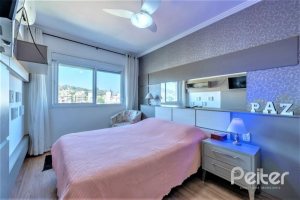 Apartamento à venda com 69m², 2 dormitórios, 1 suíte, 2 vagas, no bairro Tristeza em Porto Alegre
