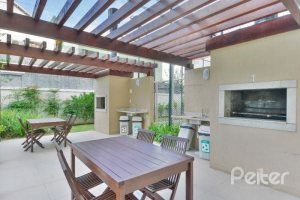 Apartamento à venda com 69m², 2 dormitórios, 1 suíte, 2 vagas, no bairro Tristeza em Porto Alegre