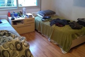 Casa à venda com 365m², 3 dormitórios, 1 suíte, 4 vagas, no bairro Vila Assunção em Porto Alegre