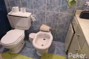 Casa à venda com 365m², 3 dormitórios, 1 suíte, 4 vagas, no bairro Vila Assunção em Porto Alegre