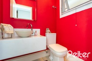 Casa em Condomínio à venda com 220m², 4 dormitórios, 4 suítes, 2 vagas, no bairro Terra Ville em PORTO ALEGRE