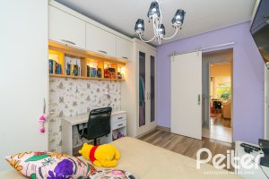 Casa em Condomínio à venda com 220m², 4 dormitórios, 4 suítes, 2 vagas, no bairro Terra Ville em PORTO ALEGRE