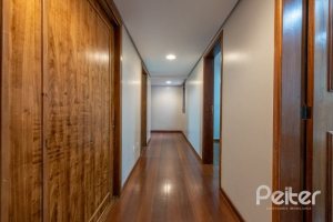 Apartamento à venda com 157m², 3 dormitórios, 1 suíte, 2 vagas, no bairro Tristeza em PORTO ALEGRE