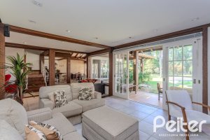 Casa em Condomínio à venda com 400m², 3 dormitórios, 3 suítes, 2 vagas, no bairro Terra Ville em Porto Alegre