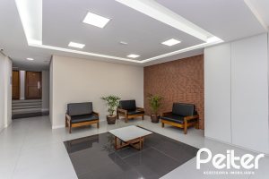 Apartamento à venda com 103m², 3 dormitórios, 1 suíte, 2 vagas, no bairro Cristal em Porto Alegre