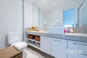 Casa em Condomínio à venda com 283m², 4 dormitórios, 1 suíte, 2 vagas, no bairro Jardim Isabel em Porto Alegre