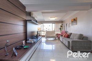Apartamento à venda com 154m², 3 dormitórios, 1 suíte, 2 vagas, no bairro Tristeza em PORTO ALEGRE